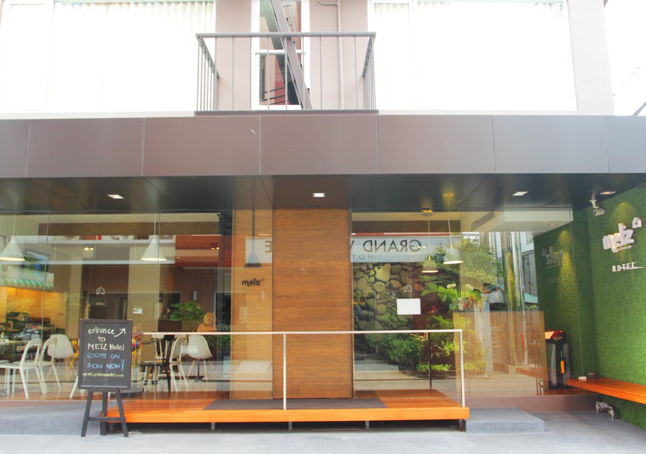 Metz Pratunam 14