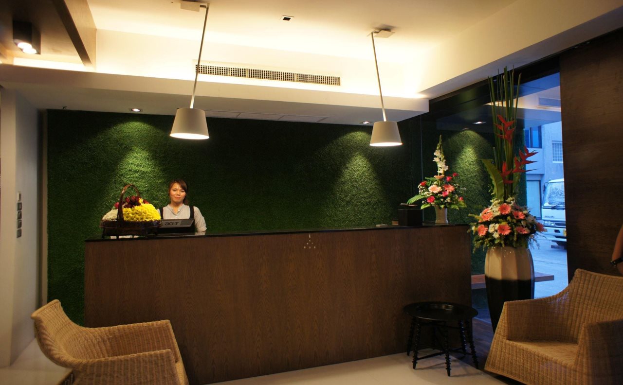 Metz Pratunam 24