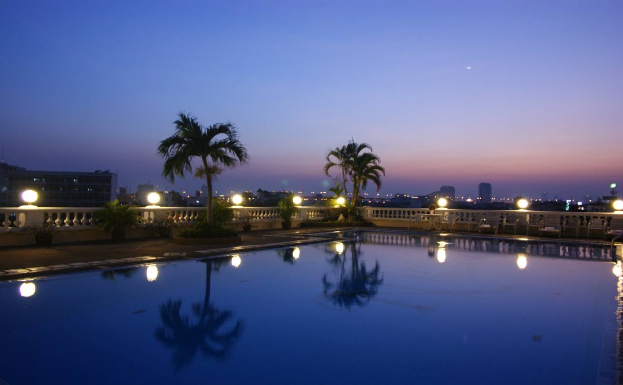 Niran Grand Hotel 1