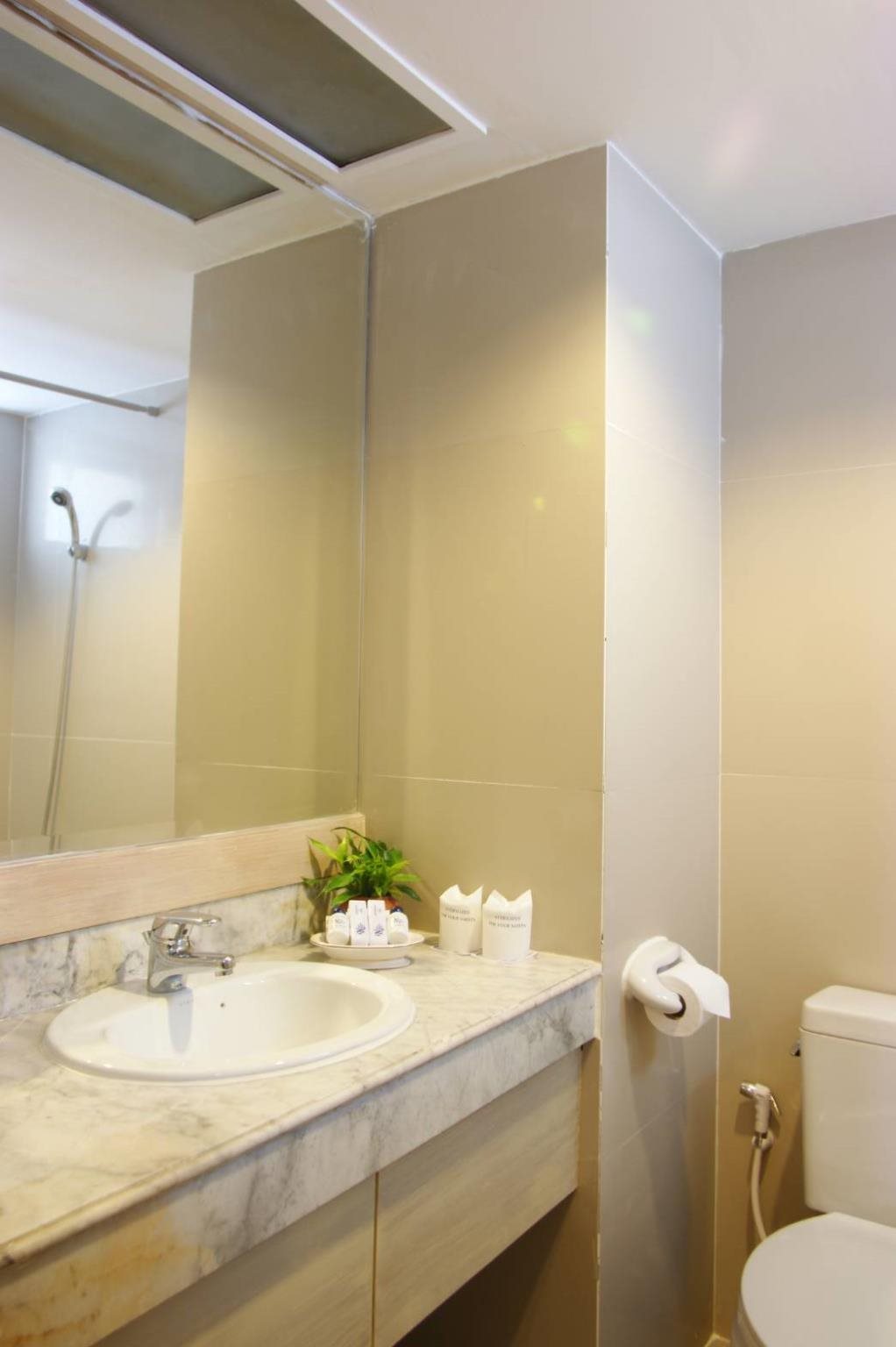 Niran Grand Hotel 14