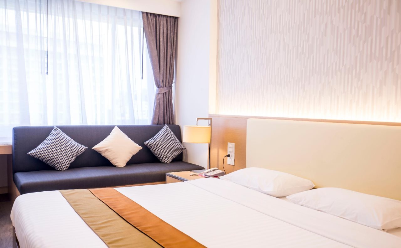 Nana Hotel 2