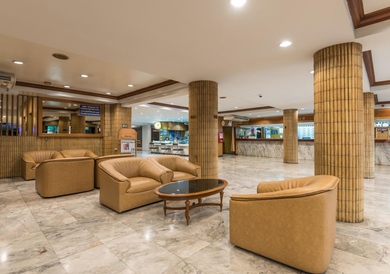 Nana Hotel 3