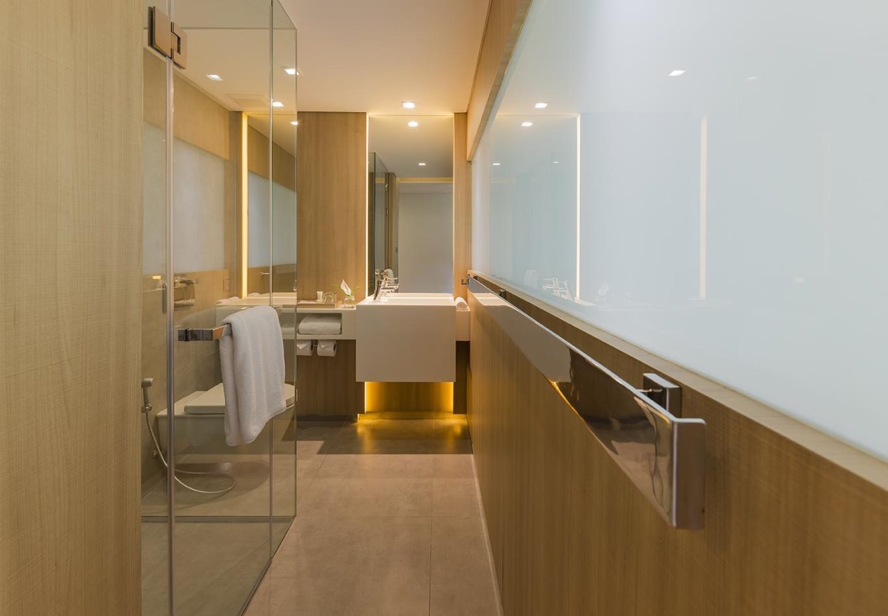 Ad Lib Bangkok 10