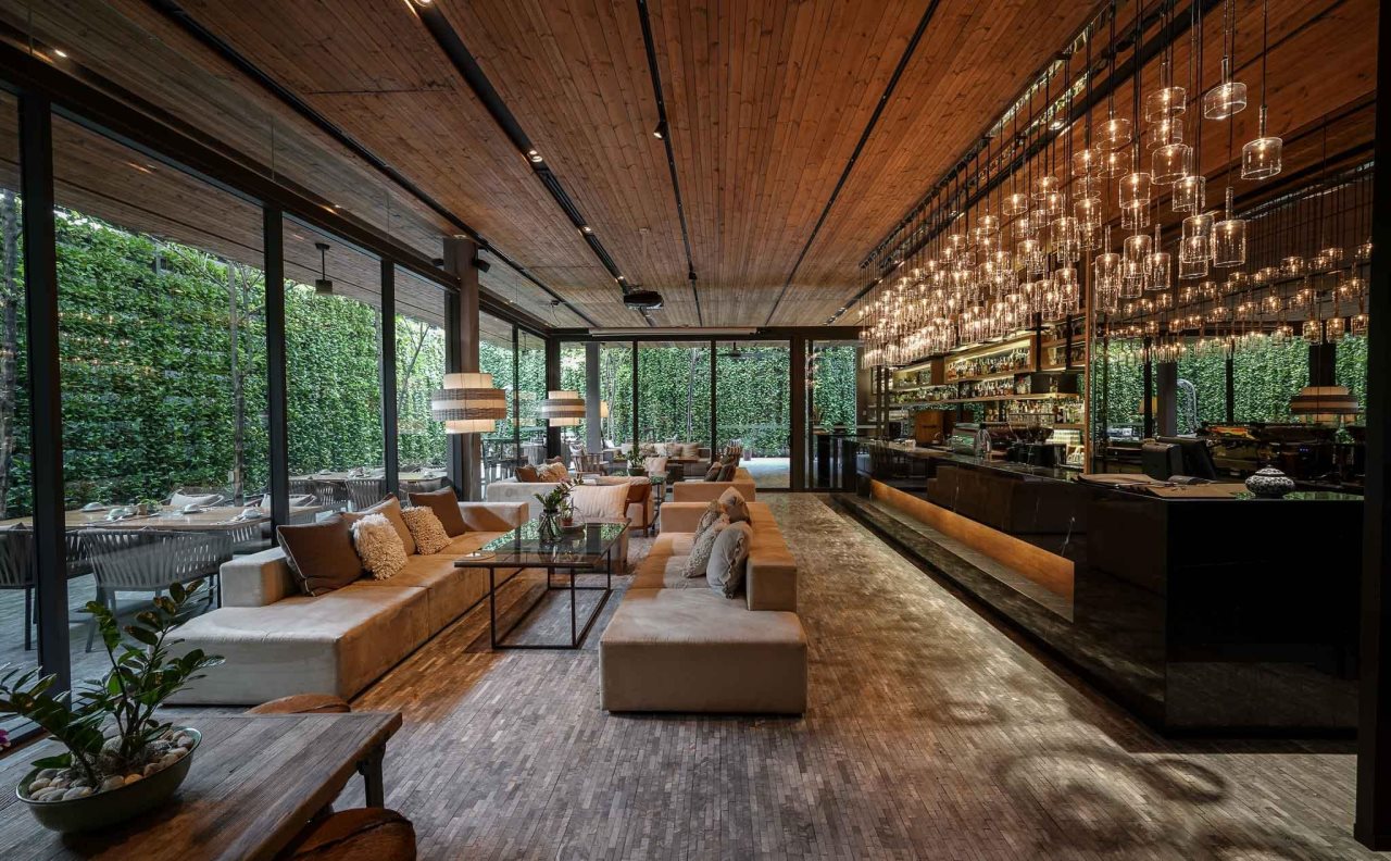 Ad Lib Bangkok 3
