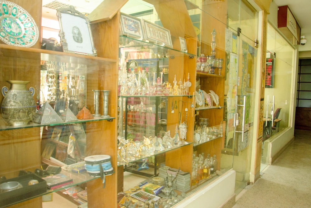 Grand Pyramids Hotel 16