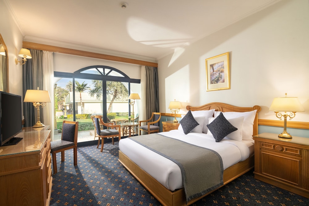 JAZ Pyramids Resort 6