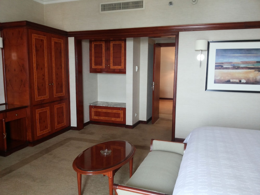 Sheraton Cairo Hotel & Casino 9