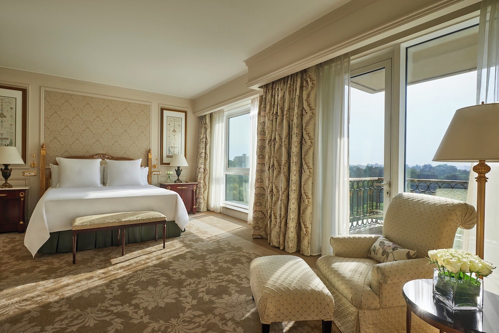 Four Seasons Cairo at the First Residence 5