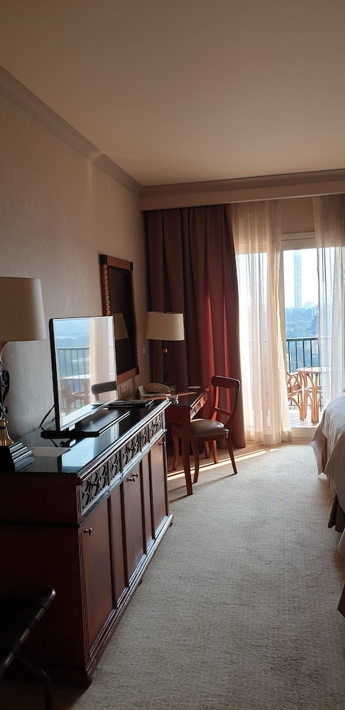 Cairo Marriott Hotel & Omar Khayyam Casino 14