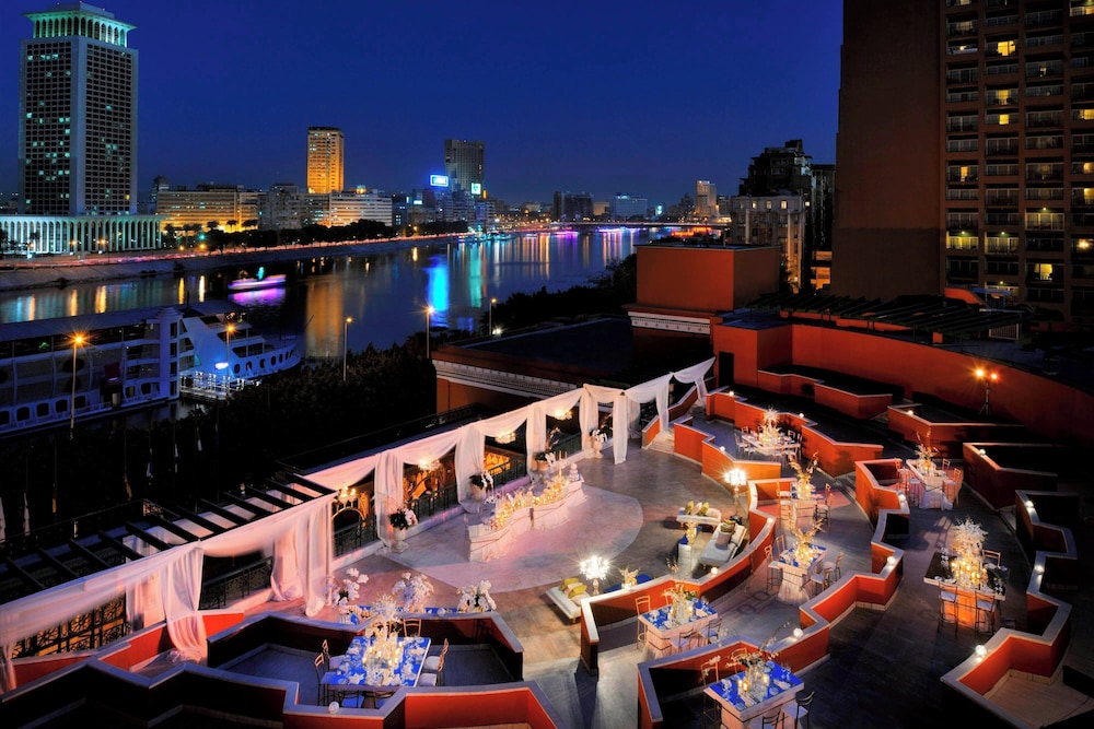 Cairo Marriott Hotel & Omar Khayyam Casino 9