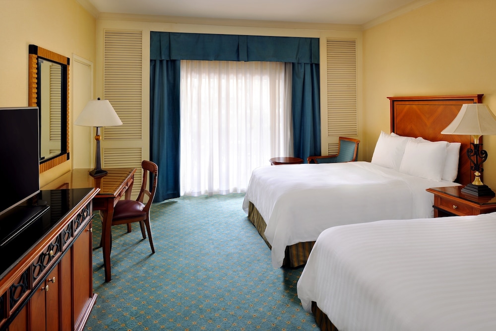 Cairo Marriott Hotel & Omar Khayyam Casino 20