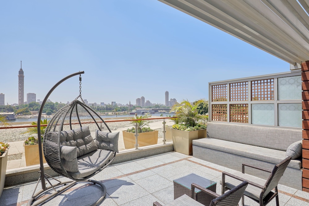 The Nile Ritz-Carlton Cairo 12