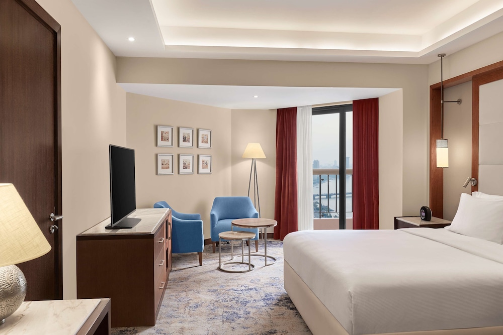 Ramses Hilton 16
