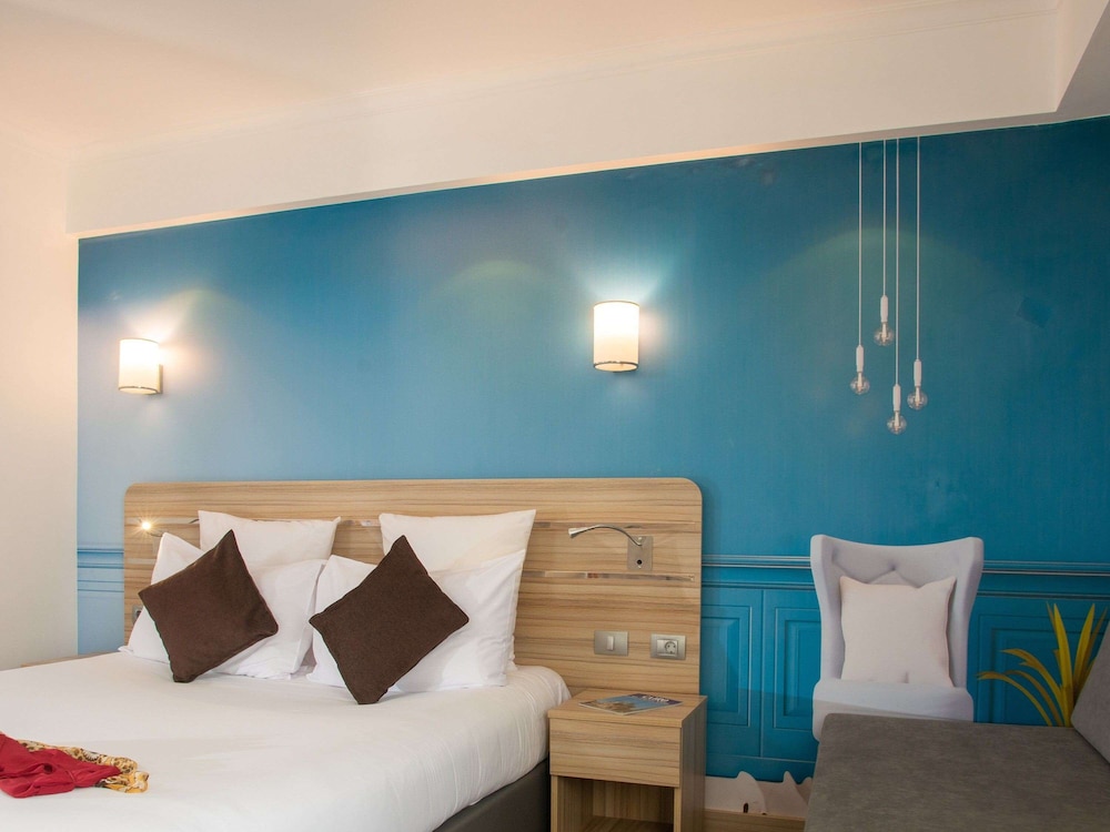Novotel Cairo Airport 18