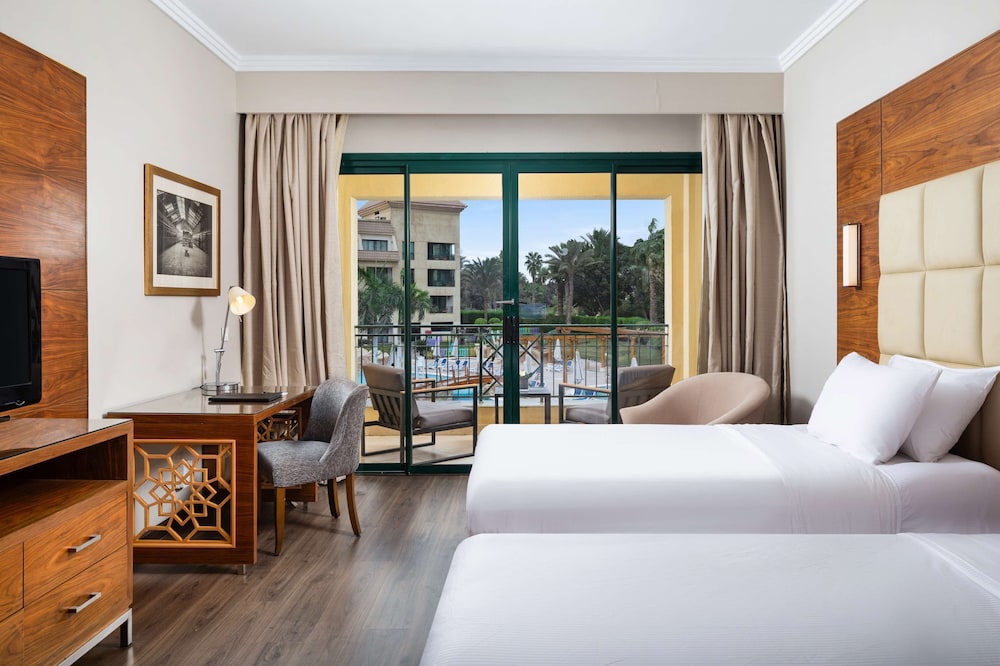 Hilton Pyramids Golf Resort 20