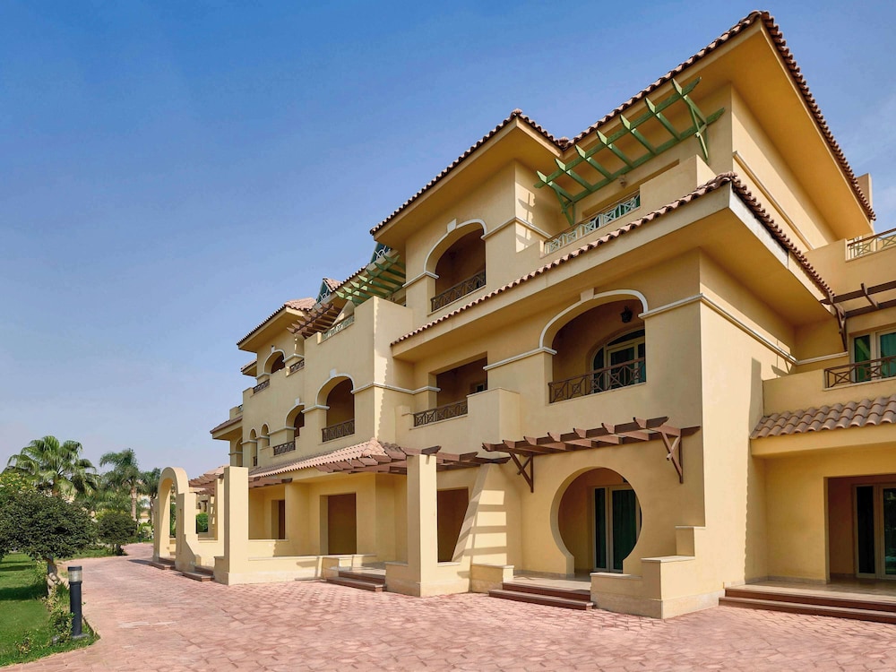 Mövenpick Cairo Media City 6