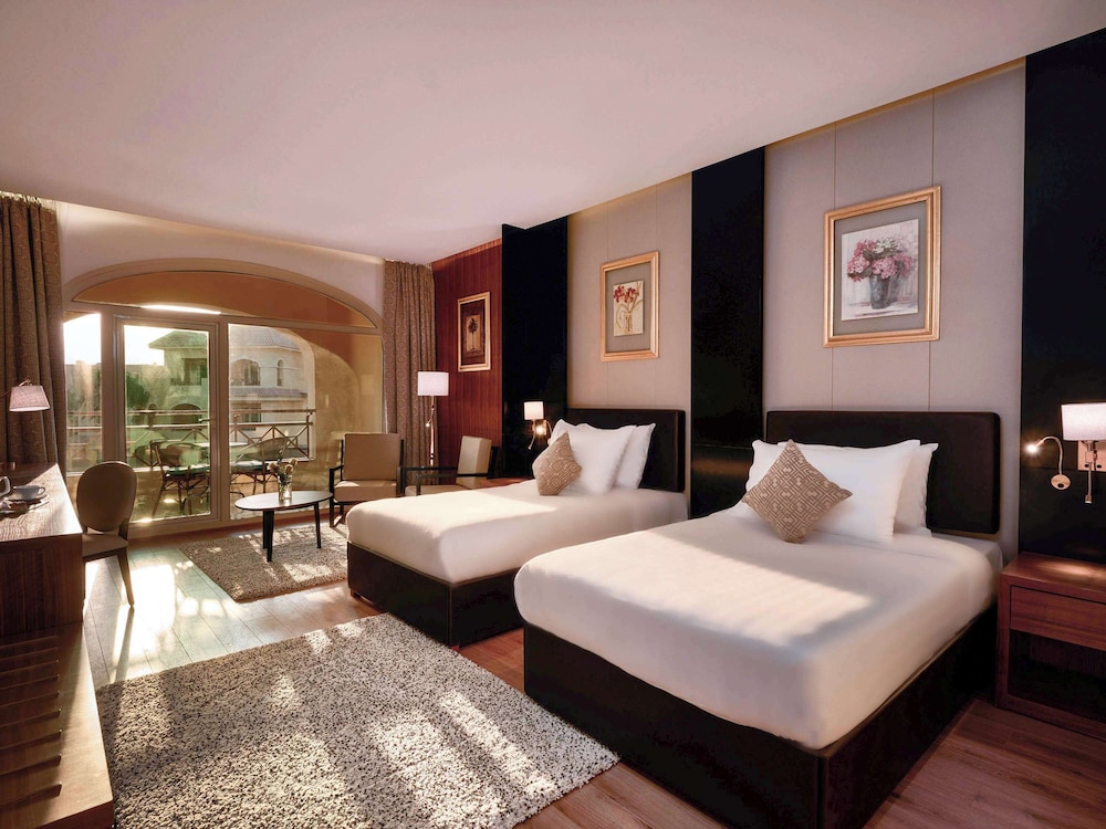 Mövenpick Cairo Media City 24
