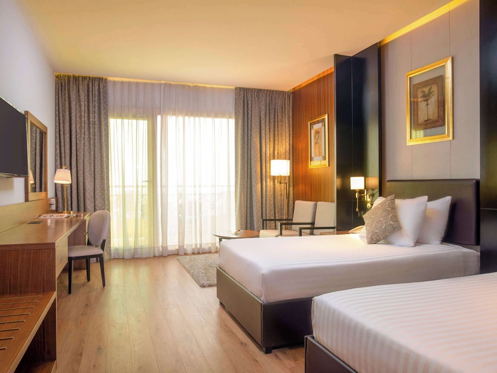 Mövenpick Cairo Media City 9