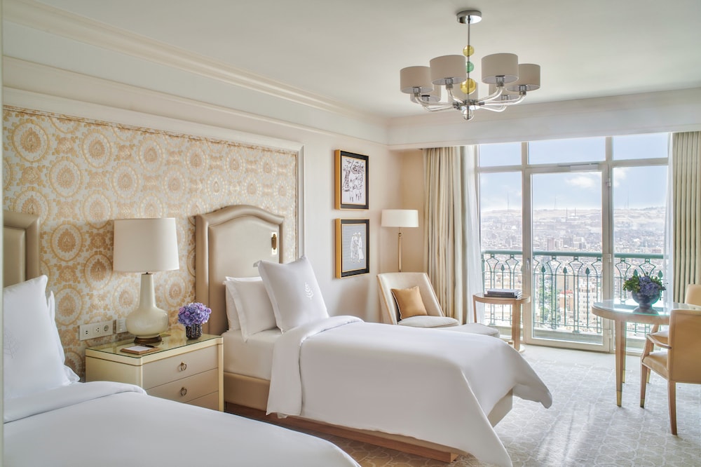 Four Seasons Hotel Cairo at Nile Plaza 11