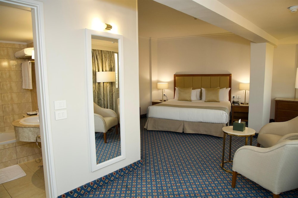 Baron Hotel Cairo 16