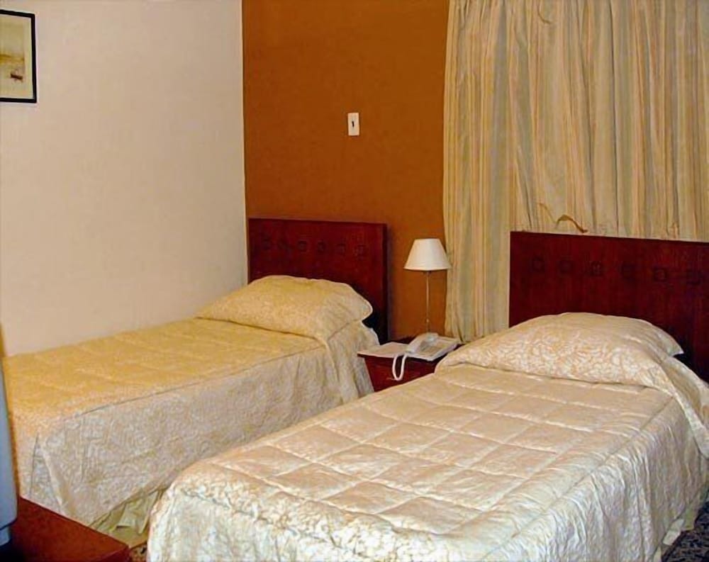 Golden Carven Hotel 4