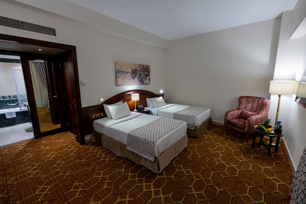 Triumph Plaza Hotel 16