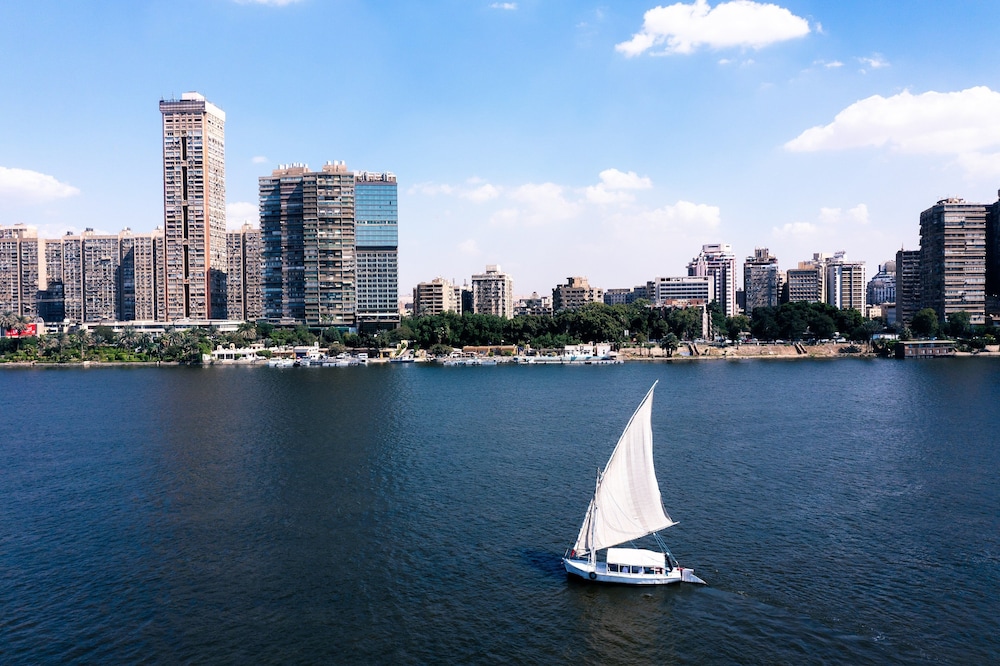 Holiday Inn Cairo Maadi 1