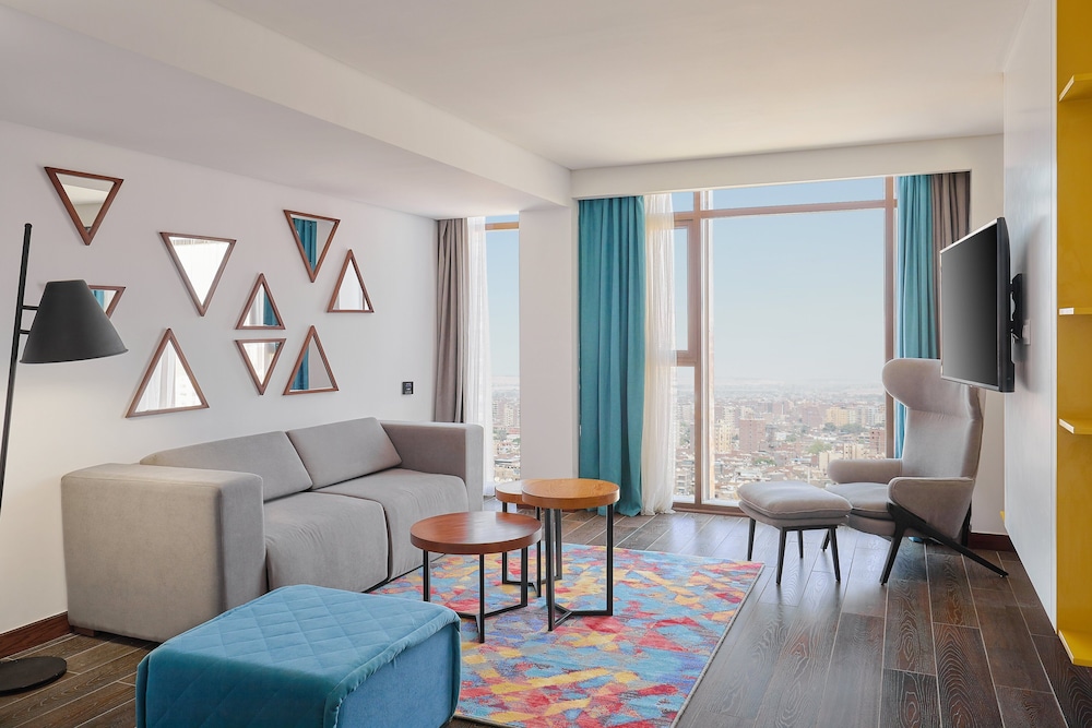 Holiday Inn Cairo Maadi 11