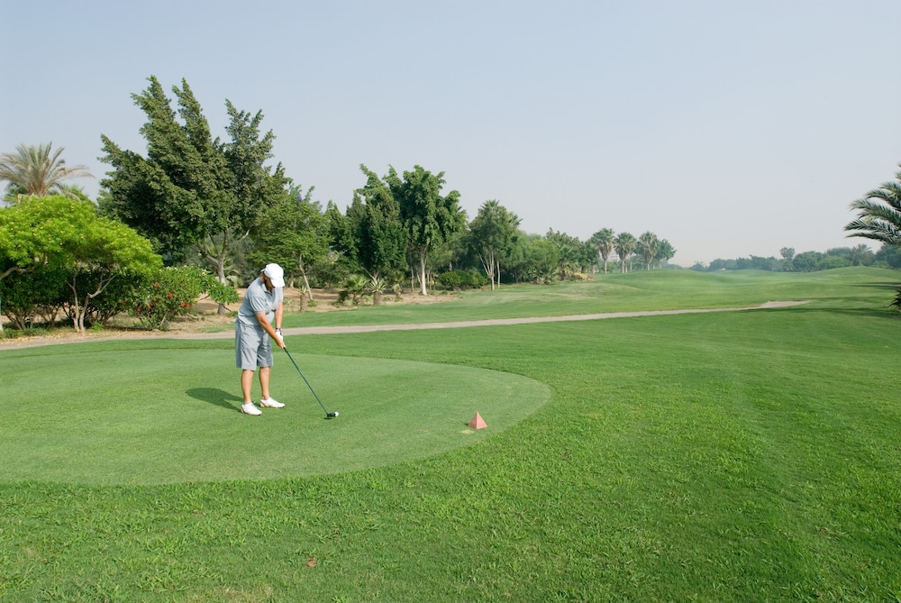 Swiss Inn Pyramids Golf Resort 17