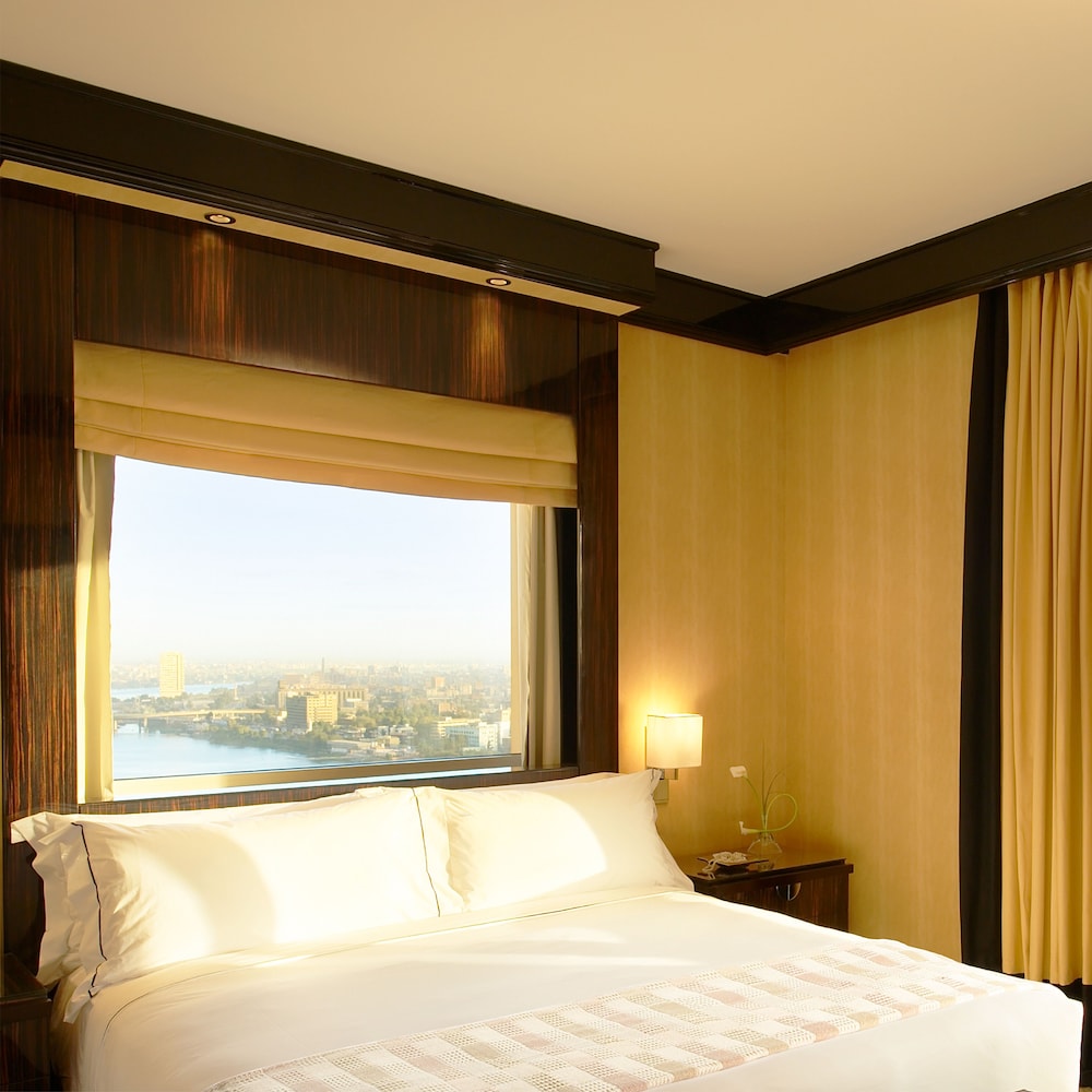 Fairmont Nile City 8
