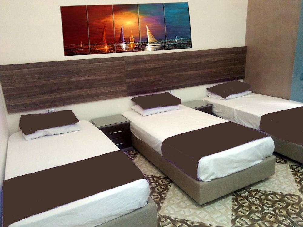 Emerald Hotel 15