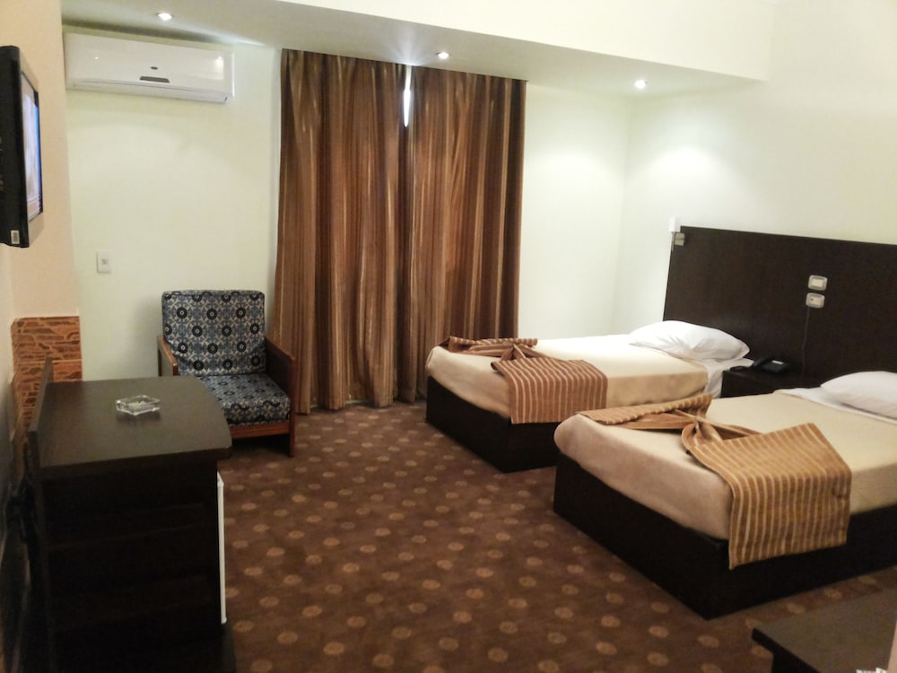Aura Inn Hotel Cairo 9