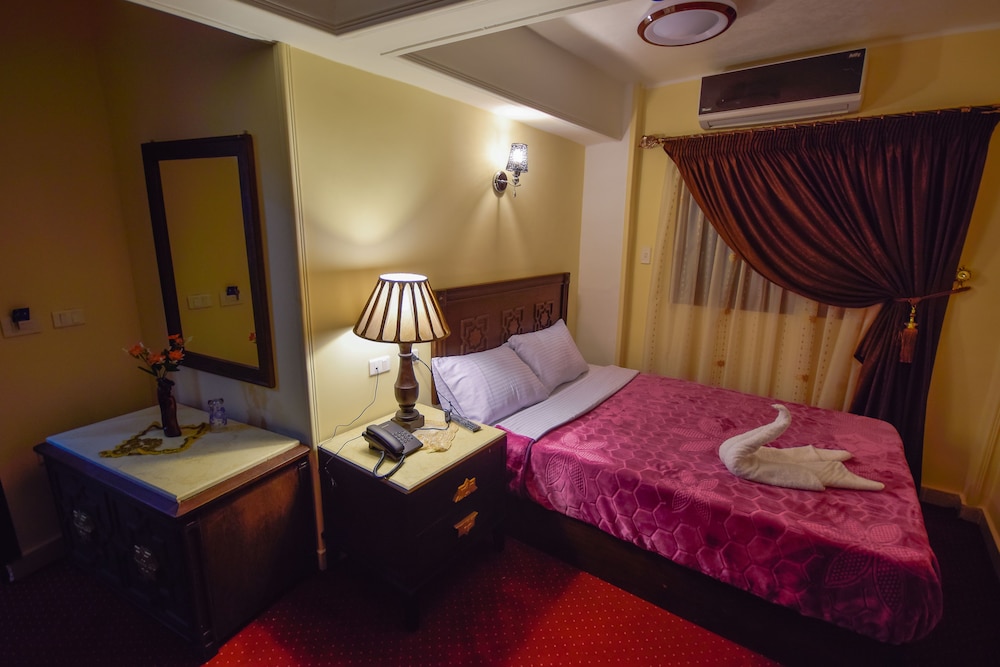 Amin Hotel 13