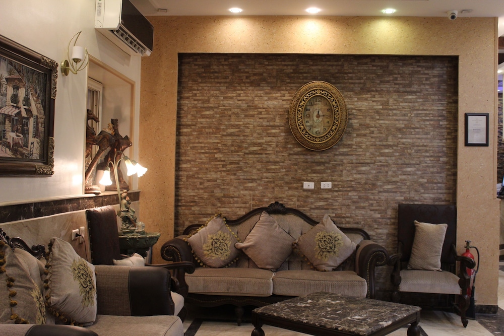 Amin Hotel 6