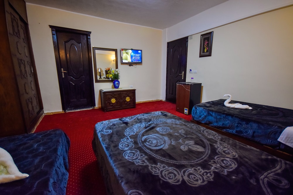 Amin Hotel 16