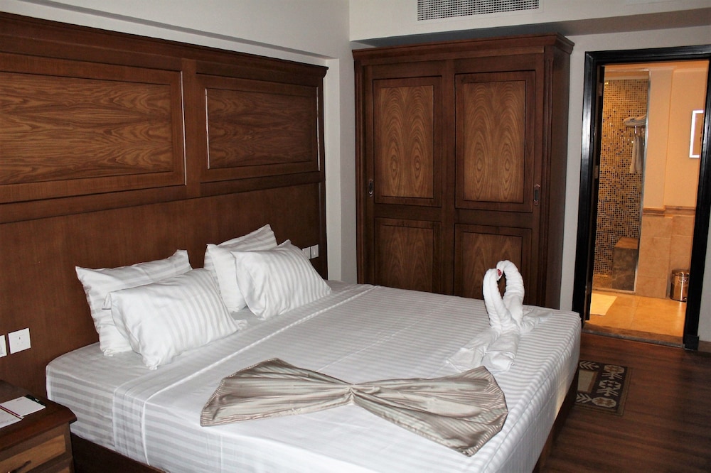 Cleopatra Hotel 16