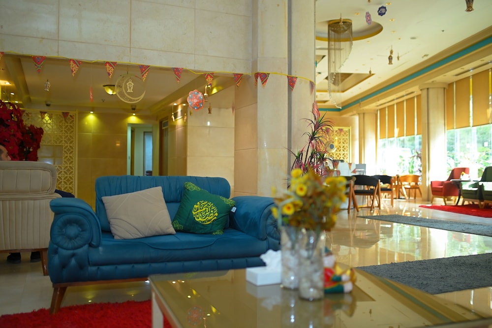 Cleopatra Hotel 7