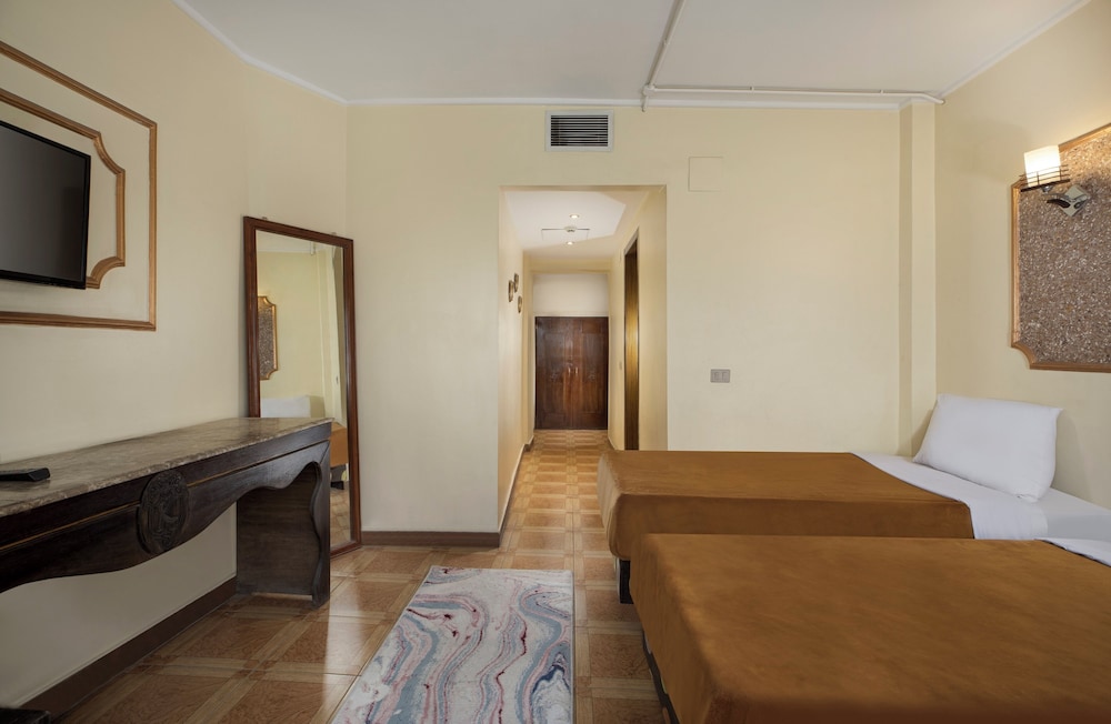 Kanzy Hotel 16