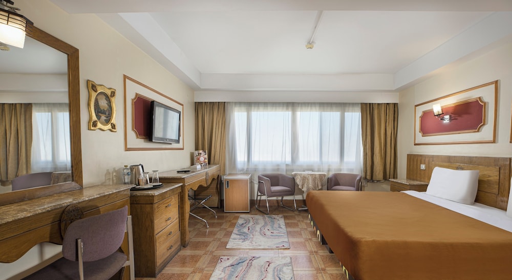 Kanzy Hotel 19
