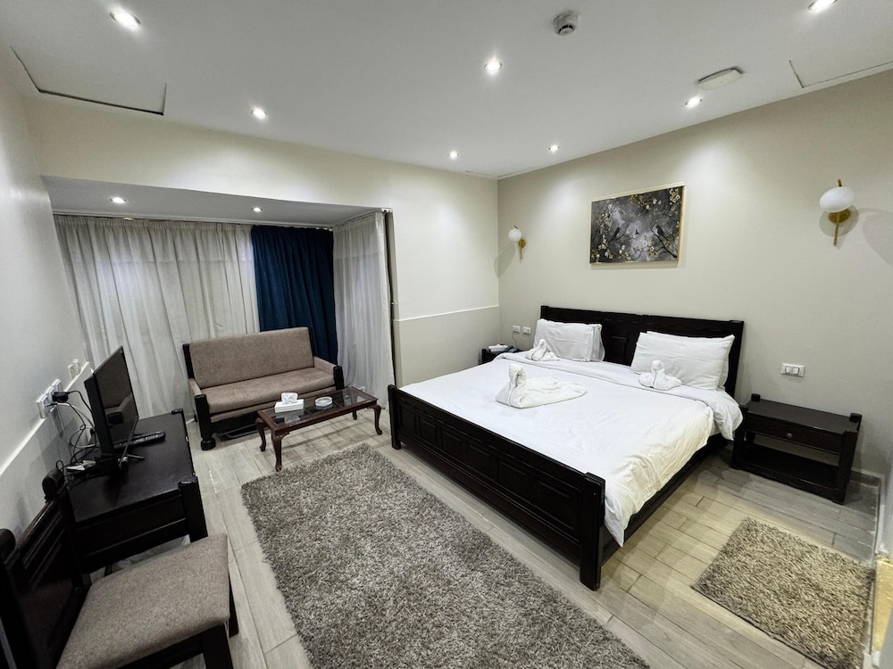 New Star Hotel 12