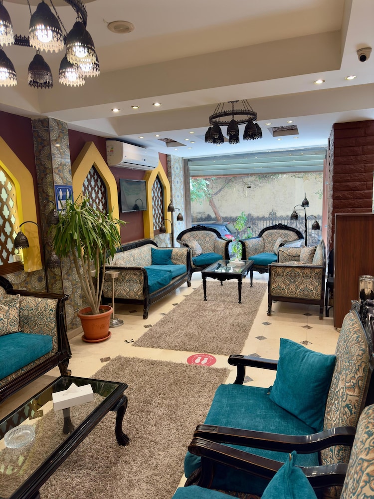 New Star Hotel 2