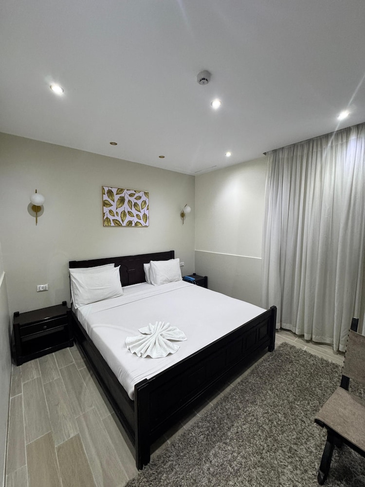 New Star Hotel 20