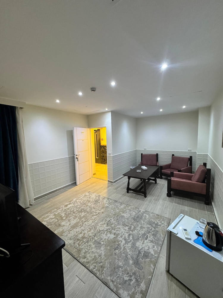 New Star Hotel 16
