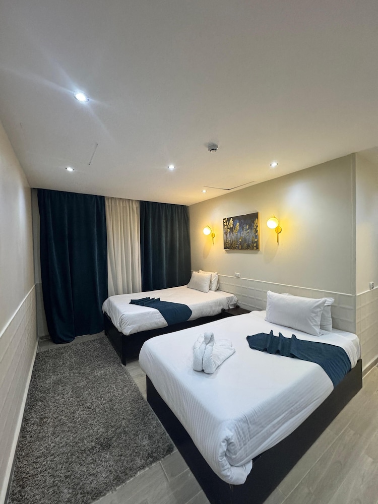 New Star Hotel 24