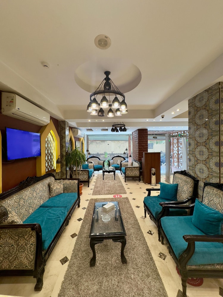 New Star Hotel 4
