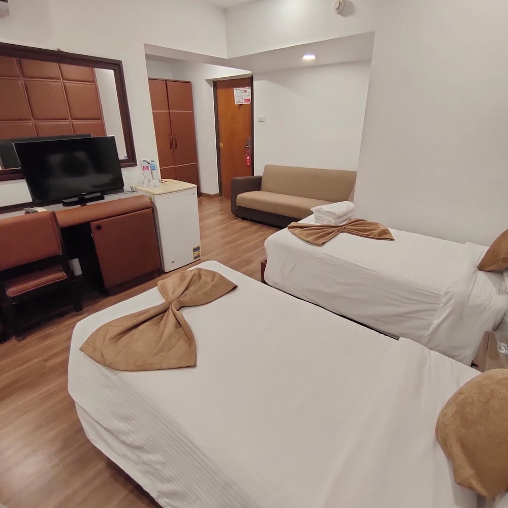 Pearl Hotel 6