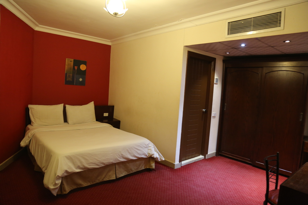 Monte Cairo 21
