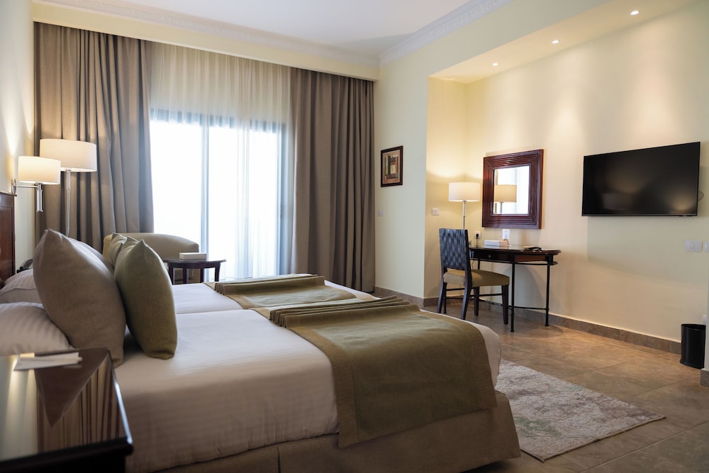 Swiss Inn Plaza Hotel 21