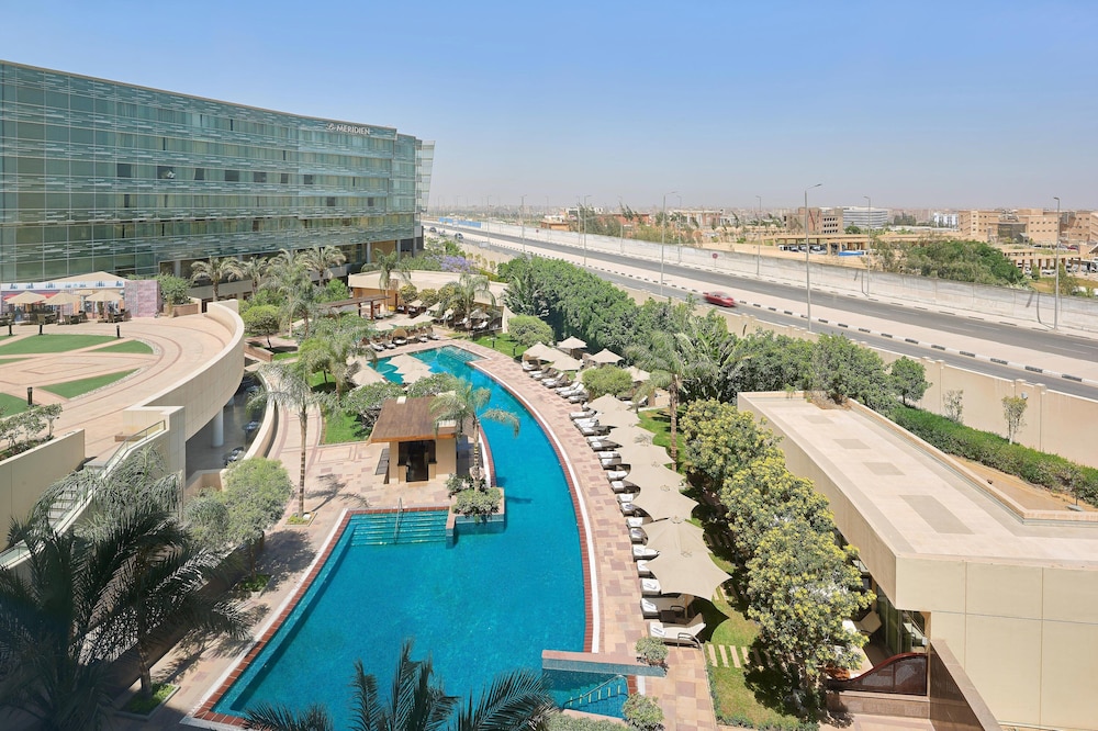 Le Meridien Cairo Airport 22