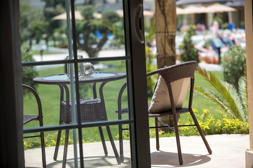 Renaissance Cairo Mirage City Hotel 22